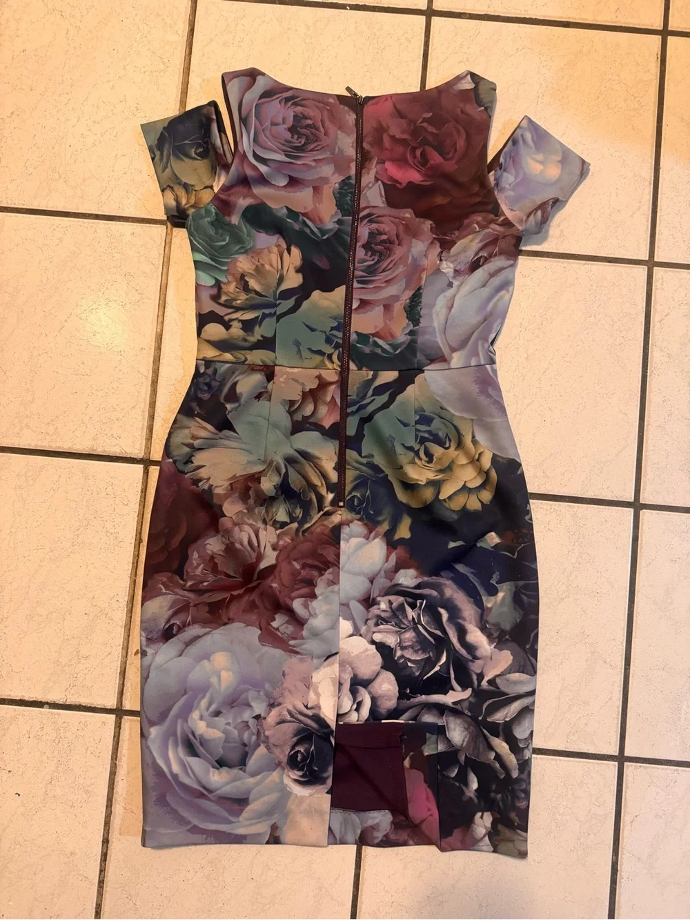 Tahari ASL Floral Cold-Shoulder Sheath Dress in Multi-Color - Picture 2 of 2